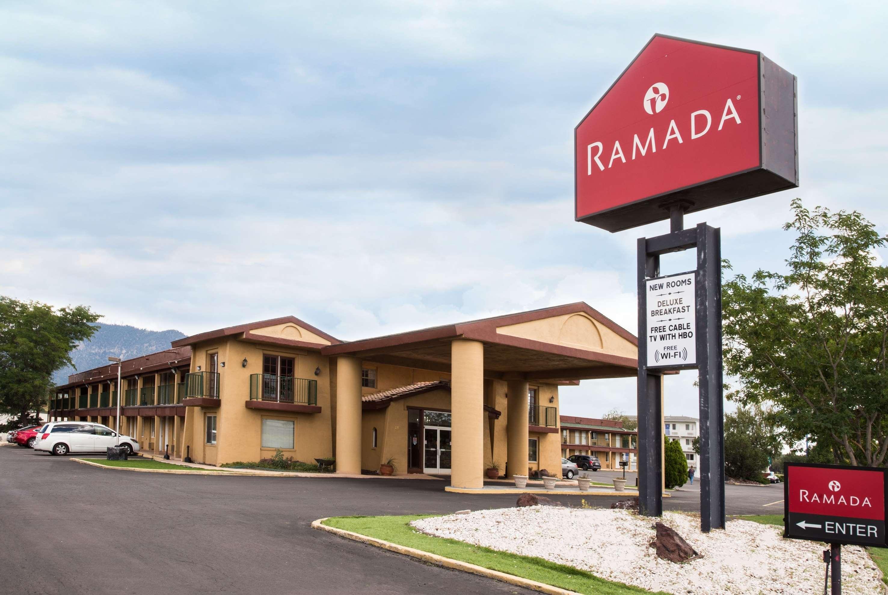Ramada By Wyndham Flagstaff East Hotell Eksteriør bilde